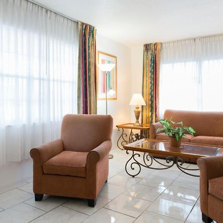 Carriage House Resort Deerfield Beach Exterior photo