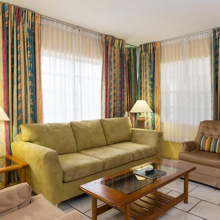 Carriage House Resort Deerfield Beach Exterior photo